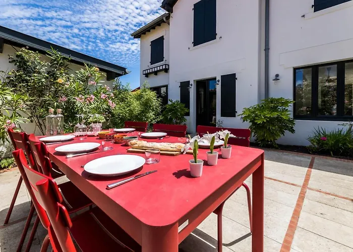 Leonie Keyweek Close To The Lighthouse And Biarritz's Golf Course * ビアリッツ